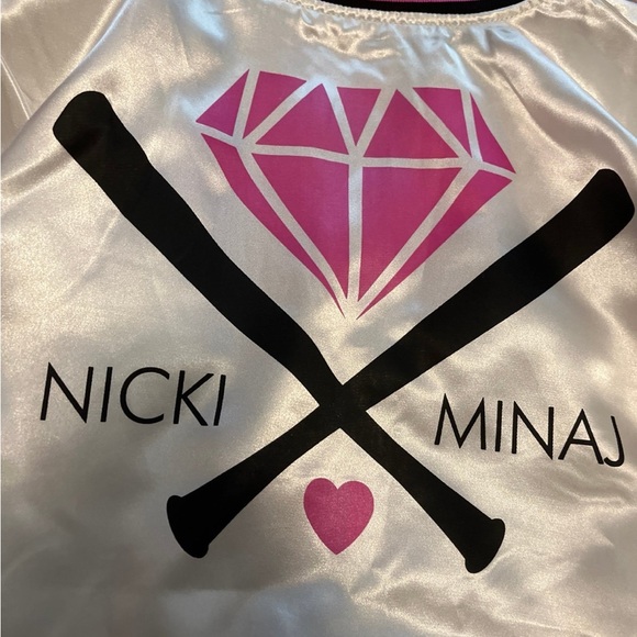Nicki Minaj jacket - Picture 3 of 5